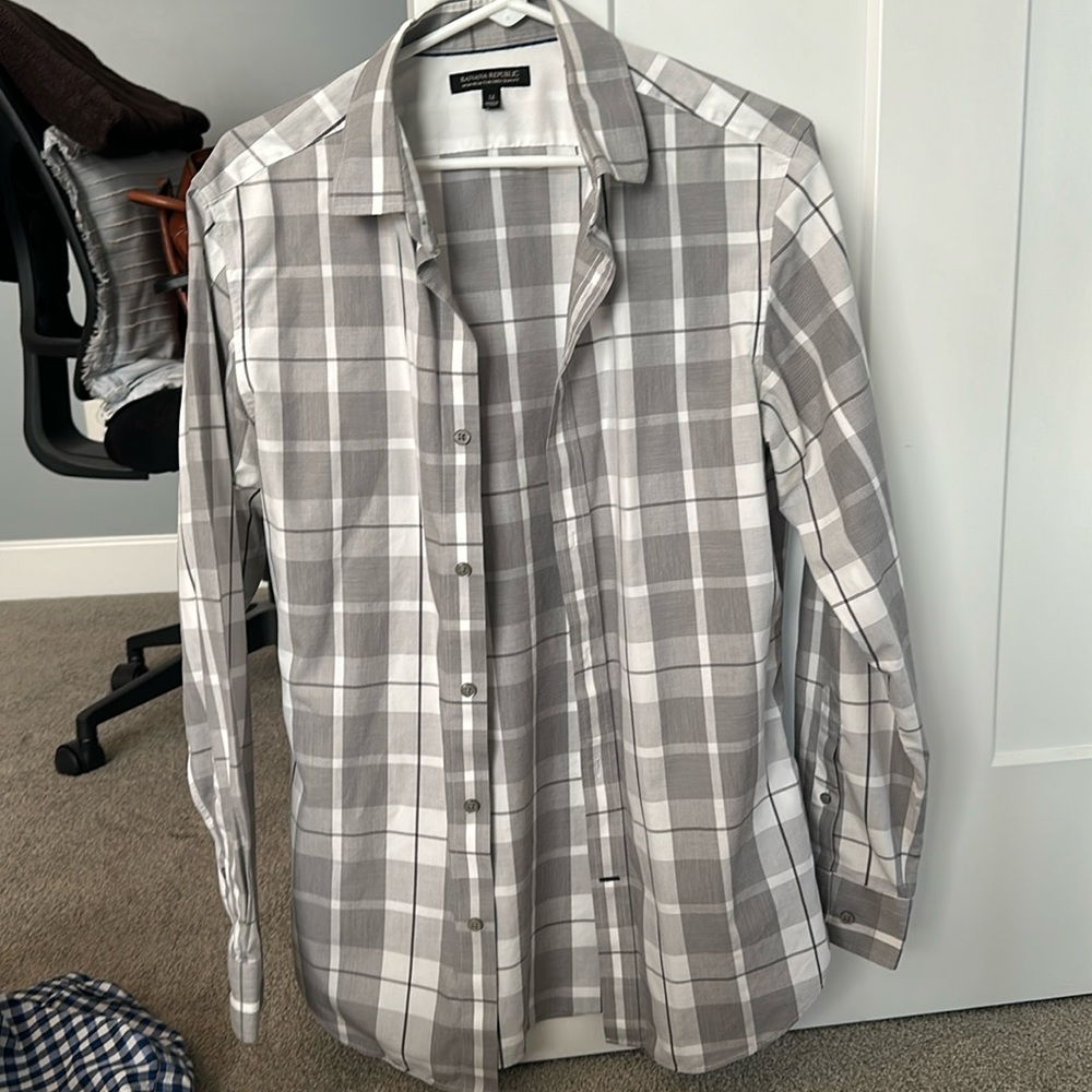 Banana Republic - slim fit - size M